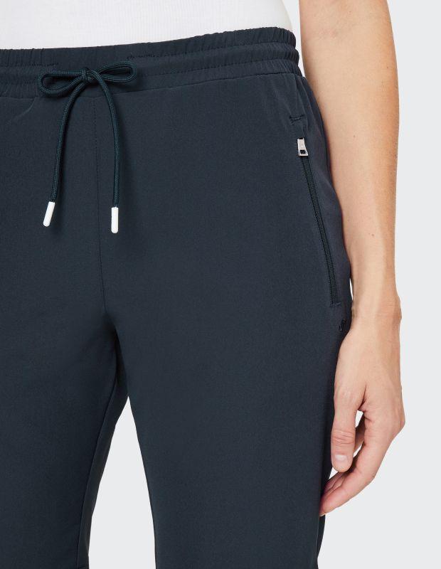 Joy Sportswear Kurze Hose ROMY Kurze Sporthose aus leichtem Webmaterial Nur für heute