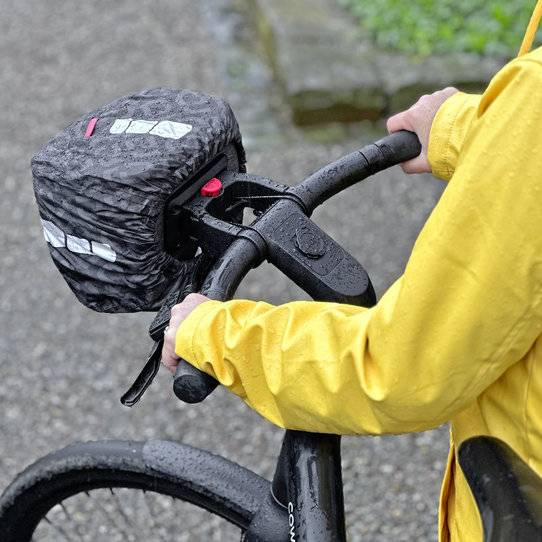 Klickfix Regenhülle mit Reflektor – ideal für Roomy oder kompakte Lenkertaschen Kauf eins, bekomm eins gratis