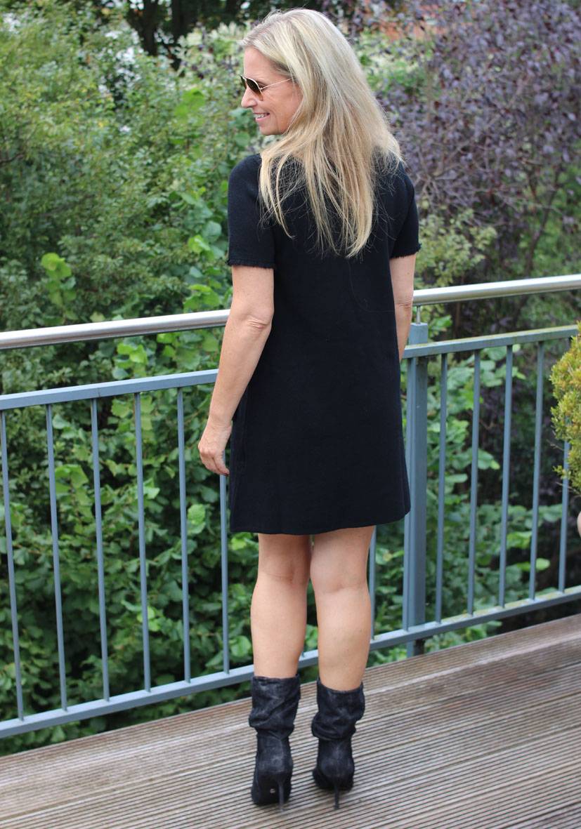 Miss Goodlife Dress Knitted short – black Online Outlet