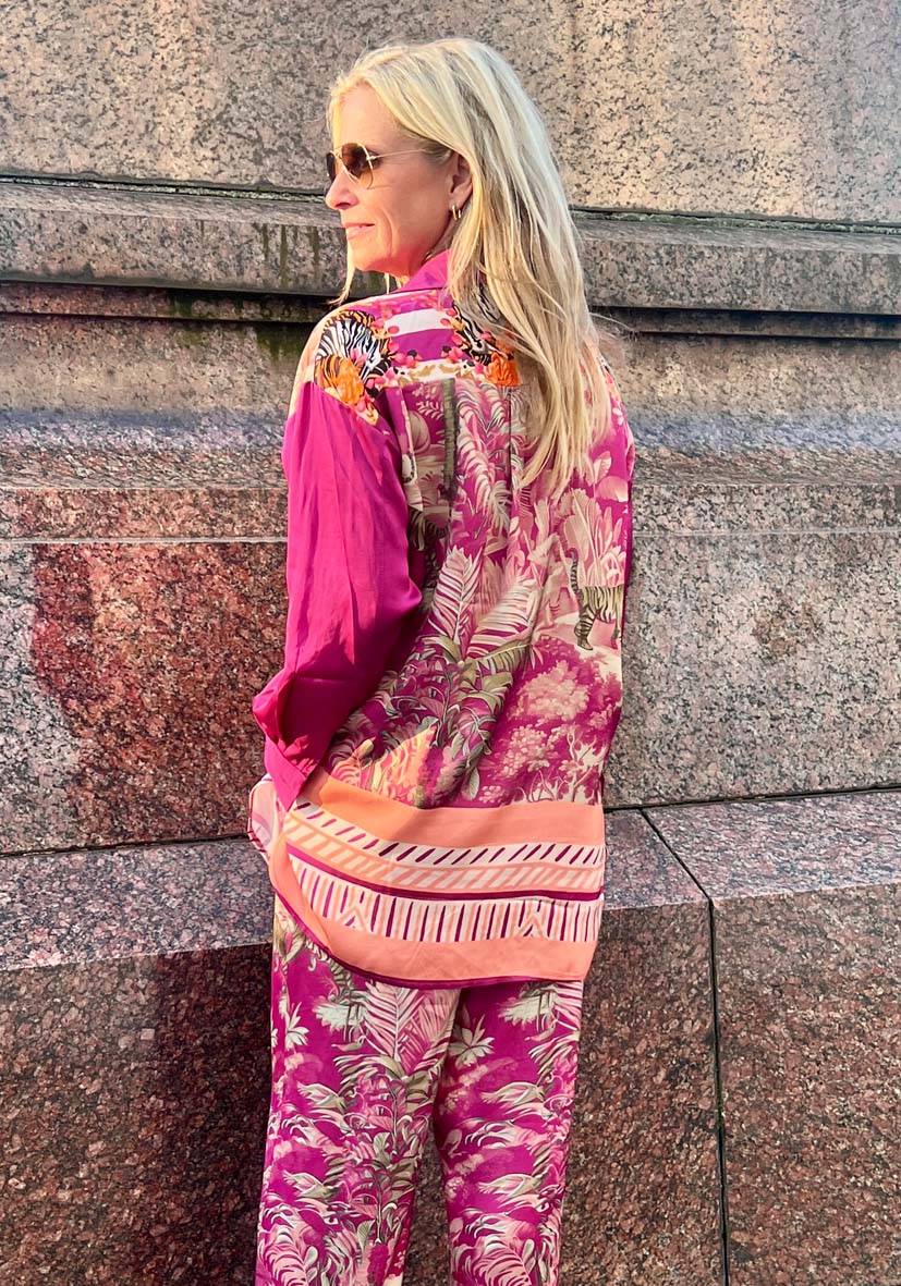 Miss Goodlife Blouse Tiger in the jungle – berry Tiefpreis