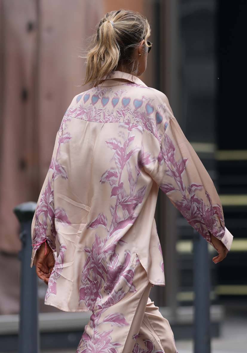 Miss Goodlife Bluse Hearts and Flowers Letzte 3 Tage