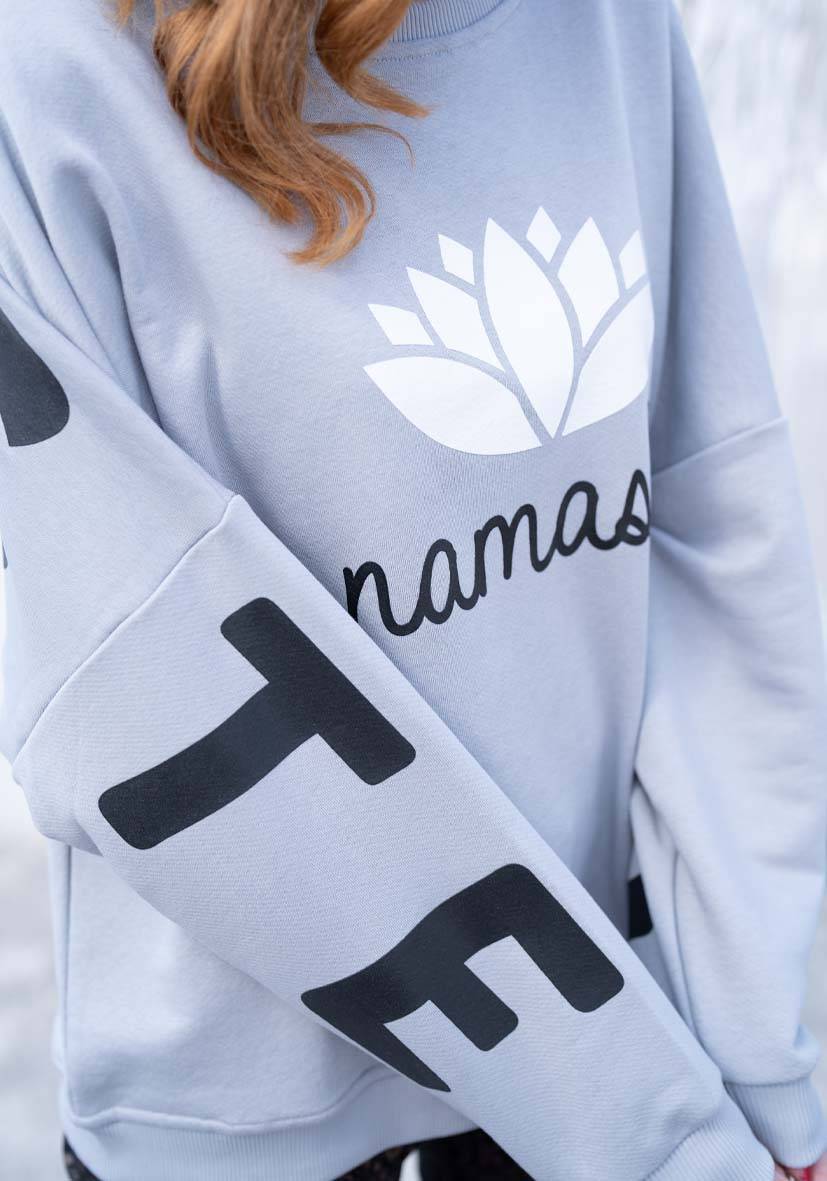 Miss Goodlife Roundneck Double Namasté – grey Weihnachtsangebot