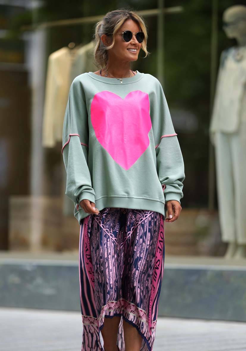 Miss Goodlife Roundneck Big Heart – almond Vatertagsangebot