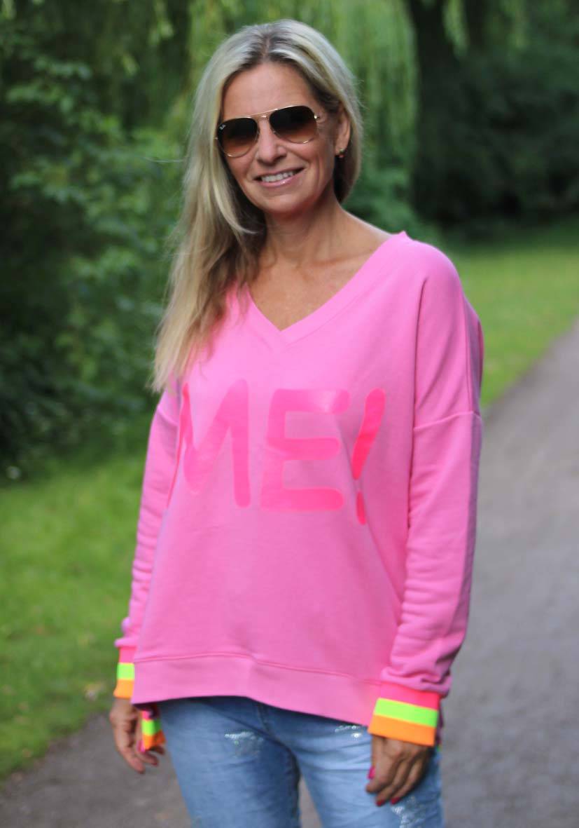 Miss Goodlife V-Neck Me! – rose Online Outlet