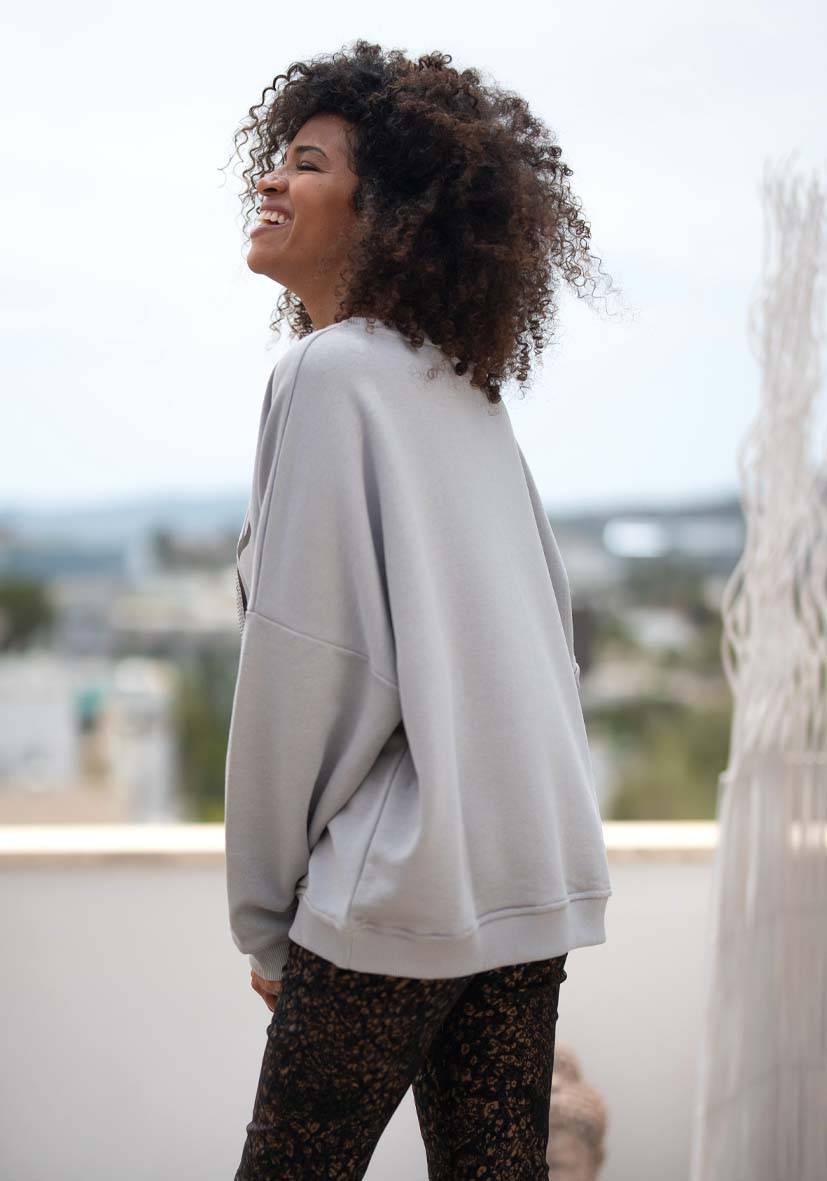 Miss Goodlife Roundneck Be happy Heartface Strass – grey Nur für heute