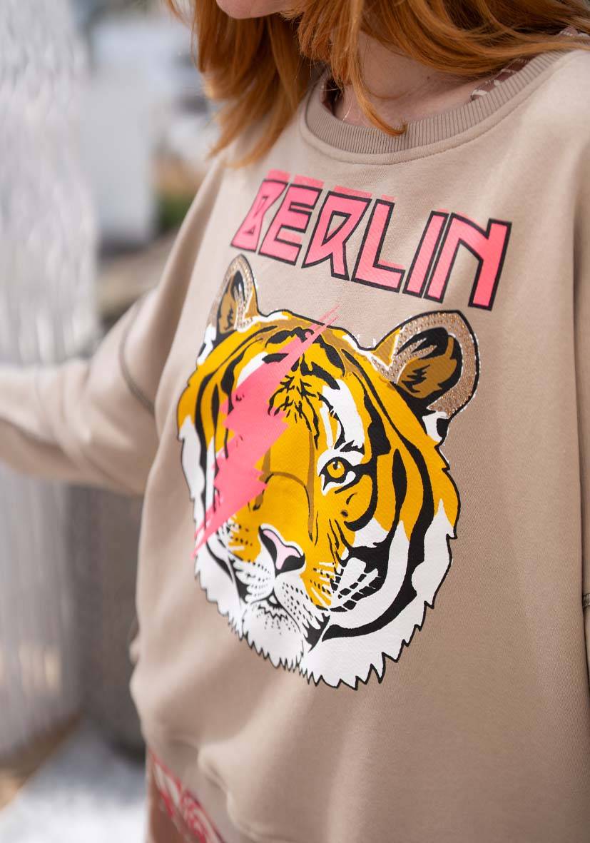 Miss Goodlife Roundneck Berlin Tiger – sand Kostenloser Versand