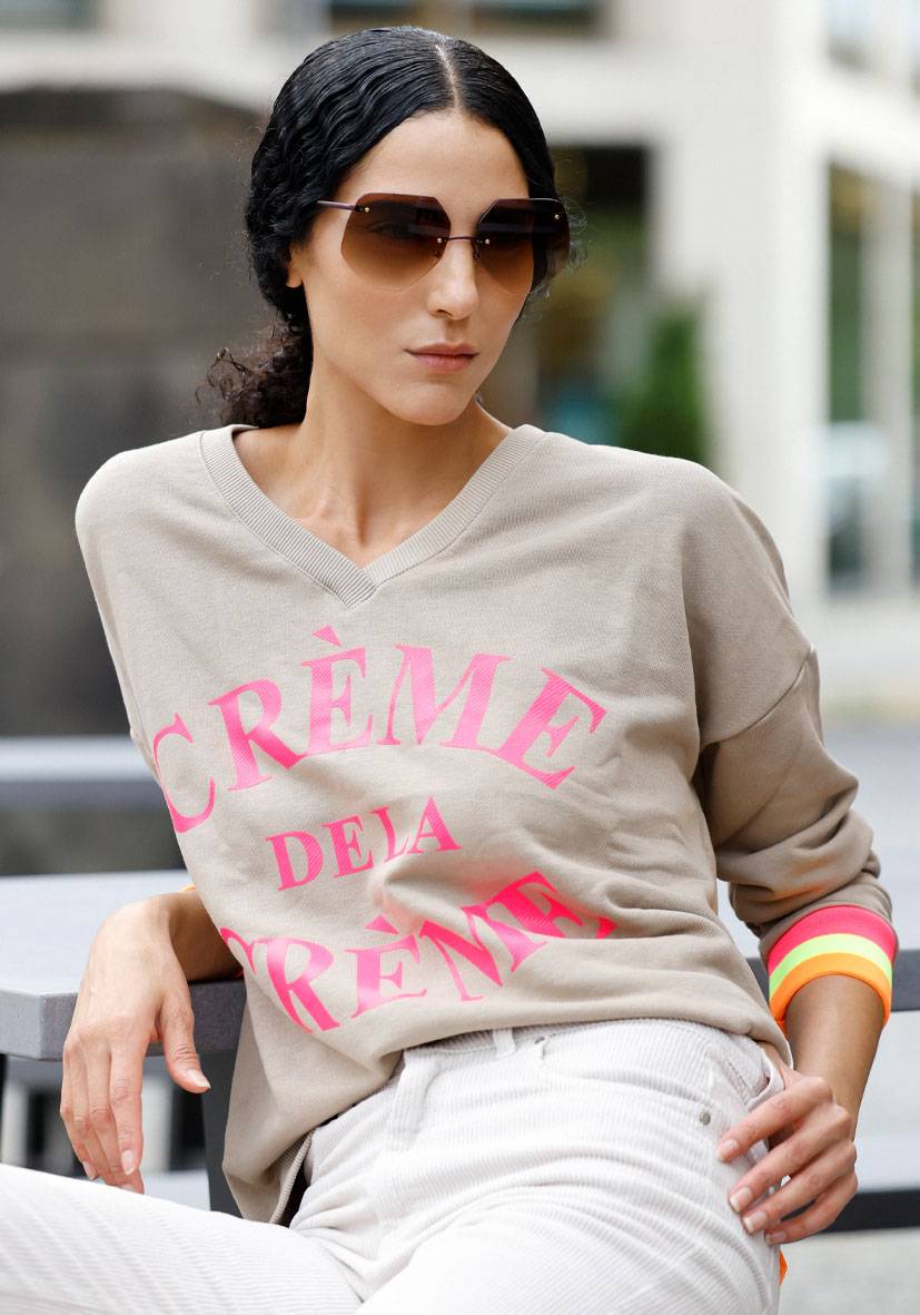 Miss Goodlife V Neck Crème de la Crème – sand/neonpink JETZT KAUFEN