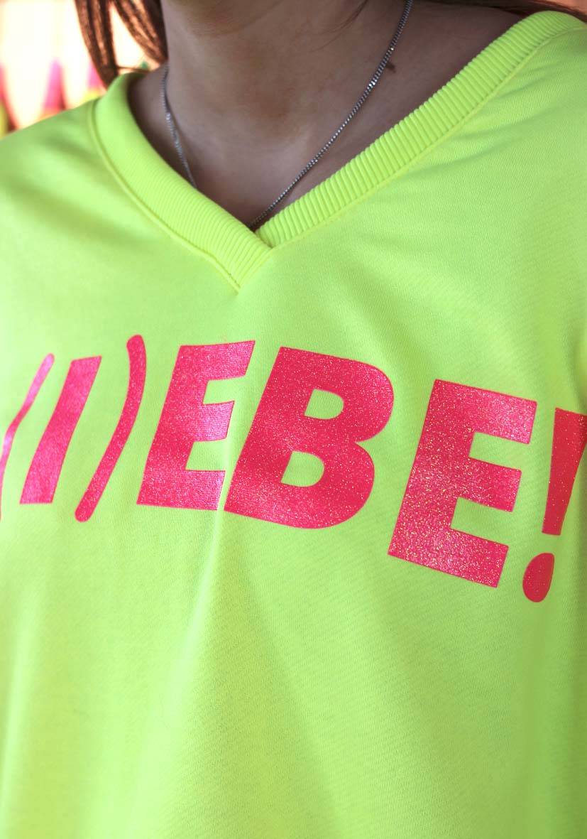 Miss Goodlife V-Neck L(i)ebe Glitter – neonyellow Nur für heute