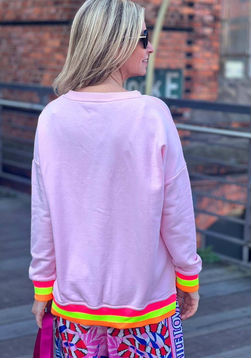 Miss Goodlife V-Neck L(i)ebe Glitter – rose Vierteljährliche Förderung