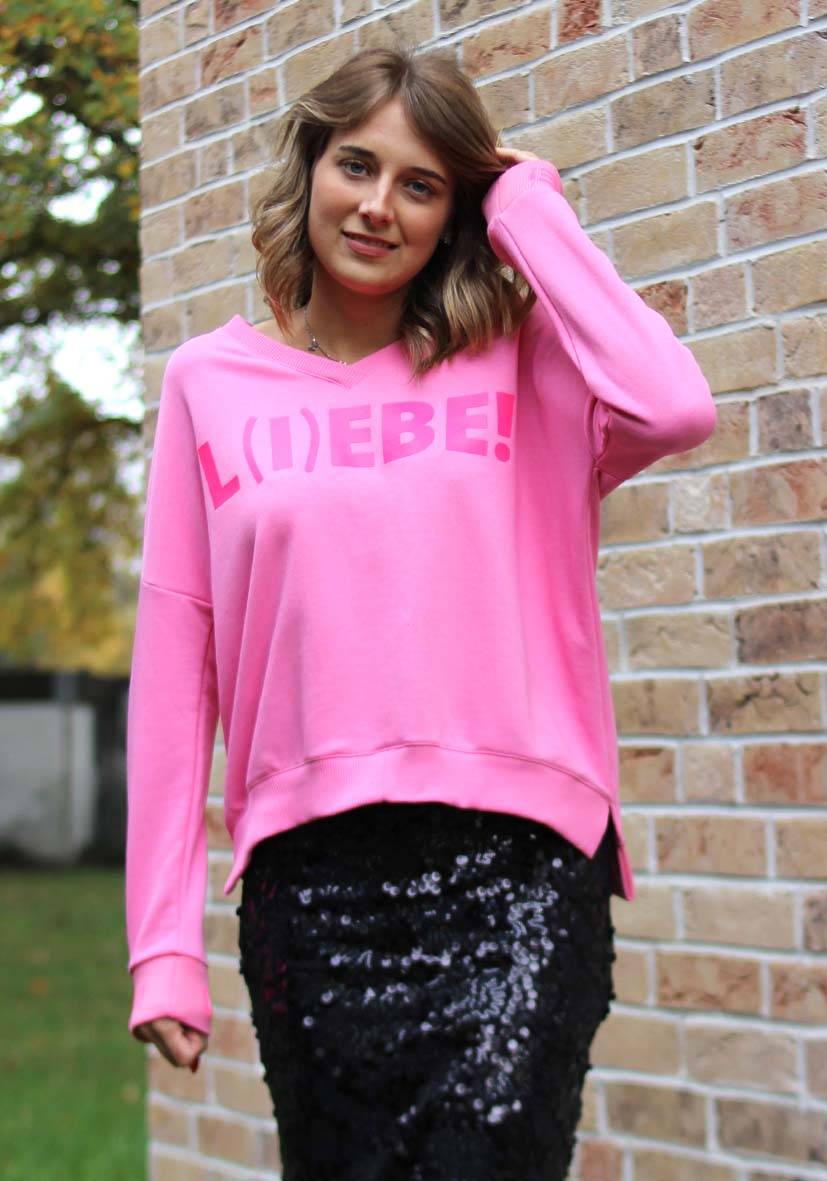 Miss Goodlife V-Neck L(i)ebe – rose/neonpink Begrenzt auf 3 Tage