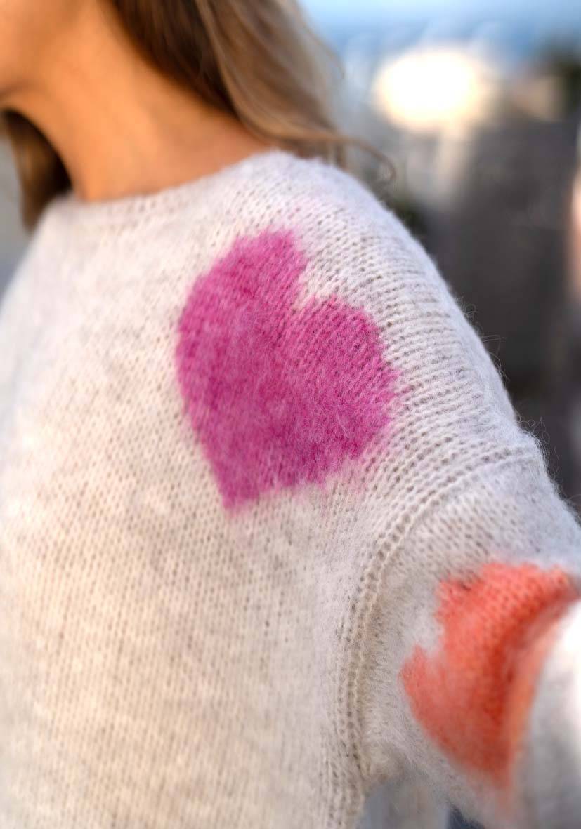 Miss Goodlife Pullover Hearts allover – lightgrey Top Angebot