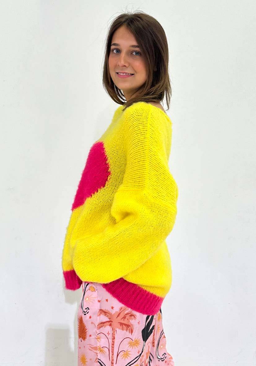 Miss Goodlife Pullover Heart – yellow Kauf eins, bekomm eins gratis