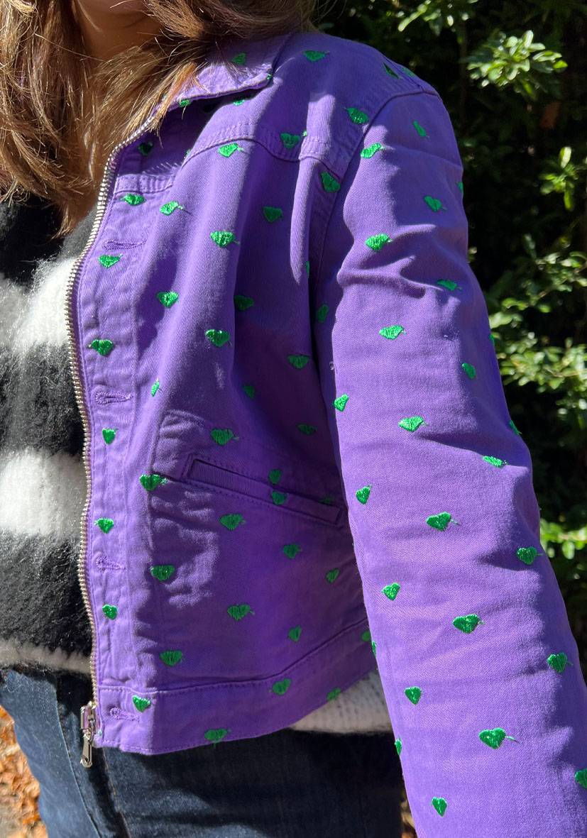 Miss Goodlife Kurze Jeansjacke Hearts – lila Begrenzt auf 3 Tage
