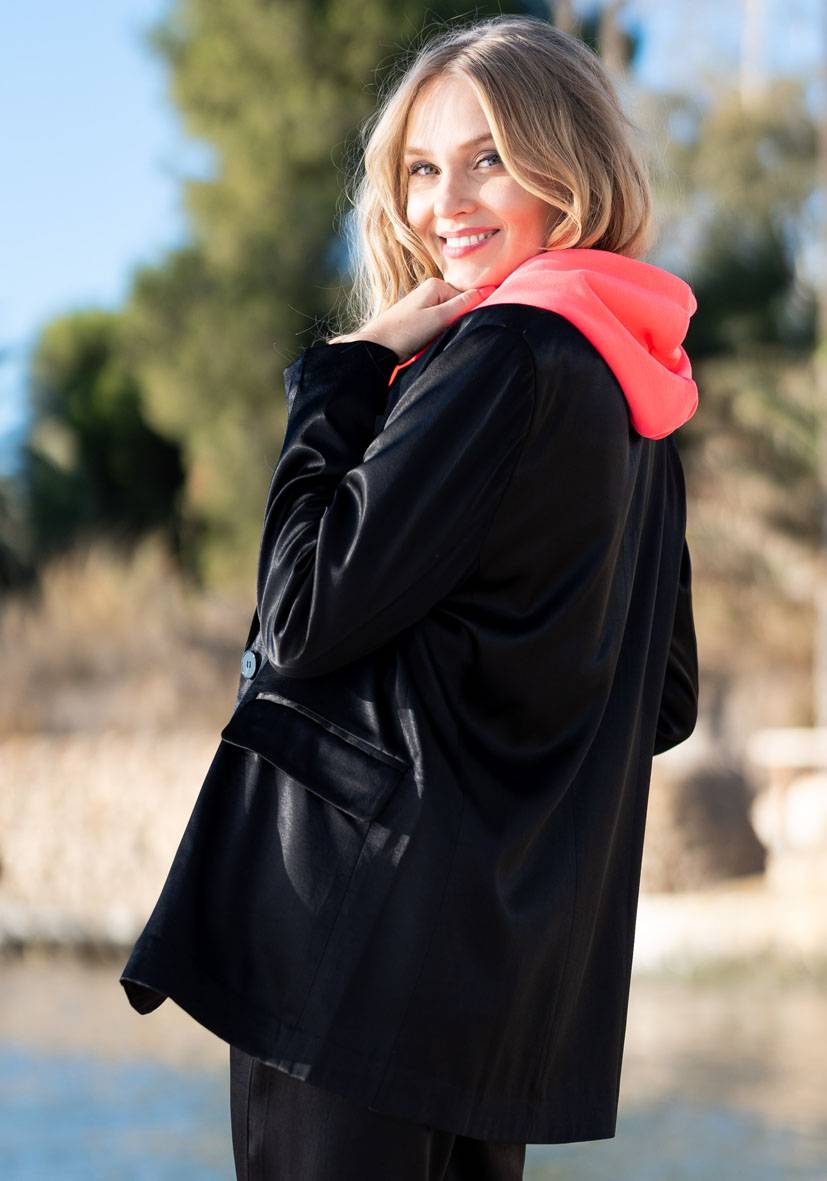 Miss Goodlife Blazer Satin – black Schlussverkauf