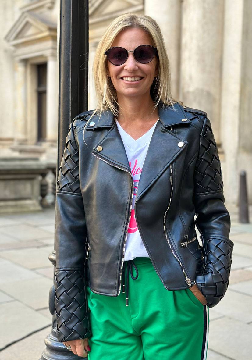 Miss Goodlife Vegane Lederjacke mit Flechtmuster – black Meist gekauft