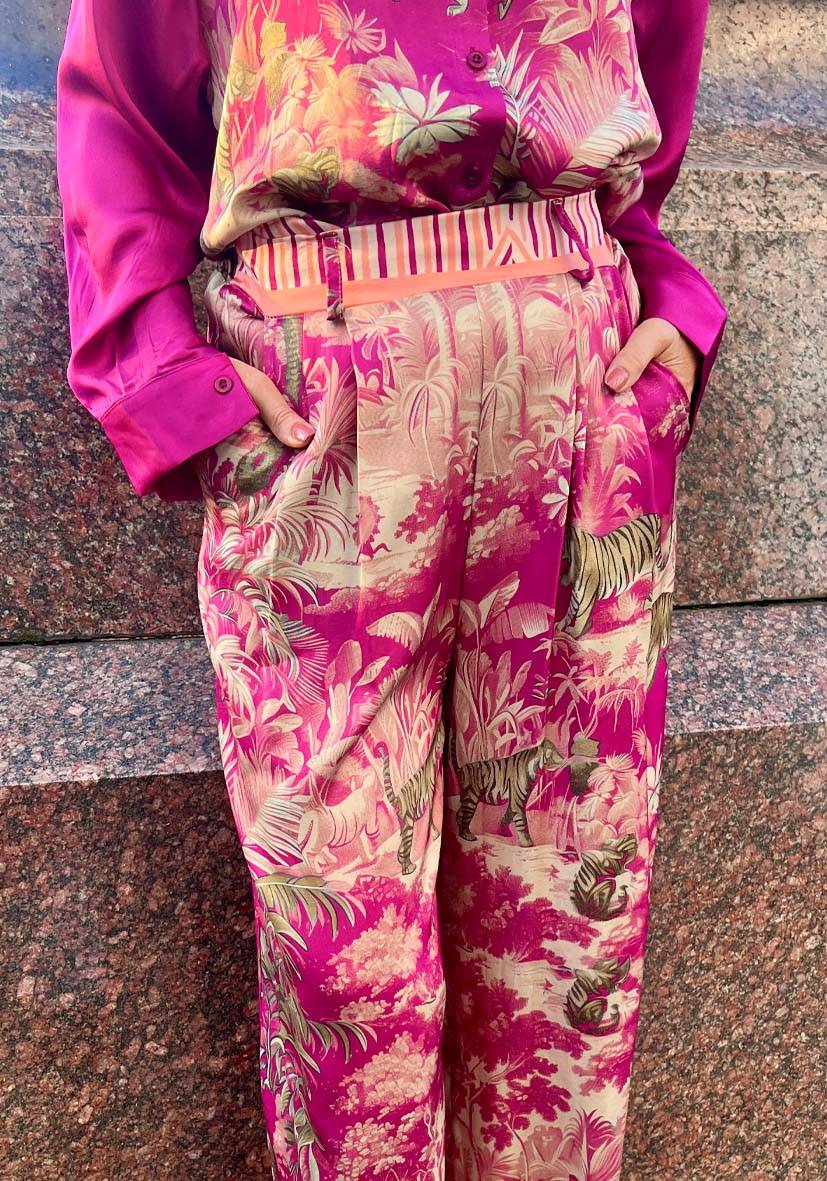 Miss Goodlife Pants Tiger in the jungle – berry Online Shopping