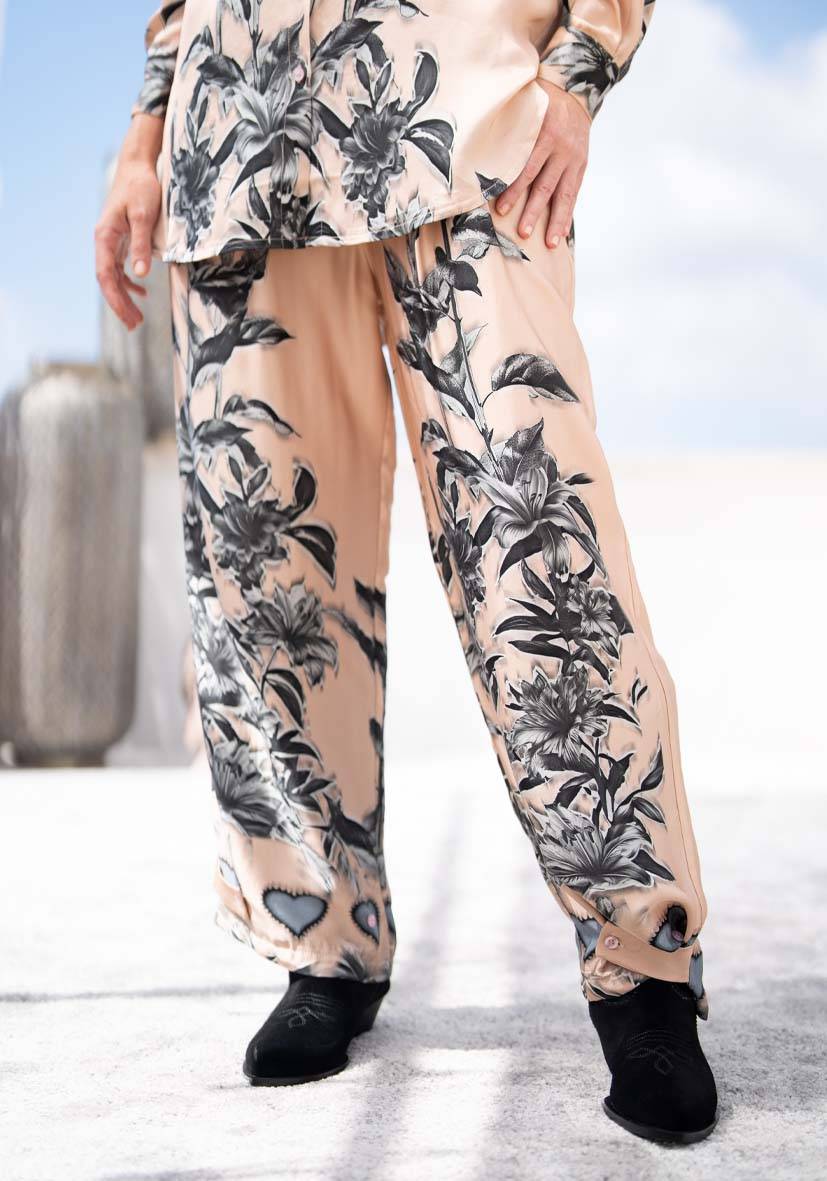 Miss Goodlife Pants Hearts and Flowers Preisnachlass