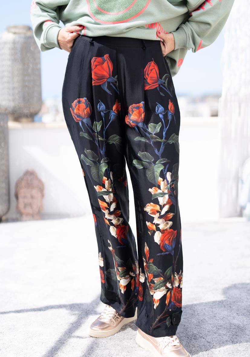 Miss Goodlife Pants Roses – black Tiefpreis