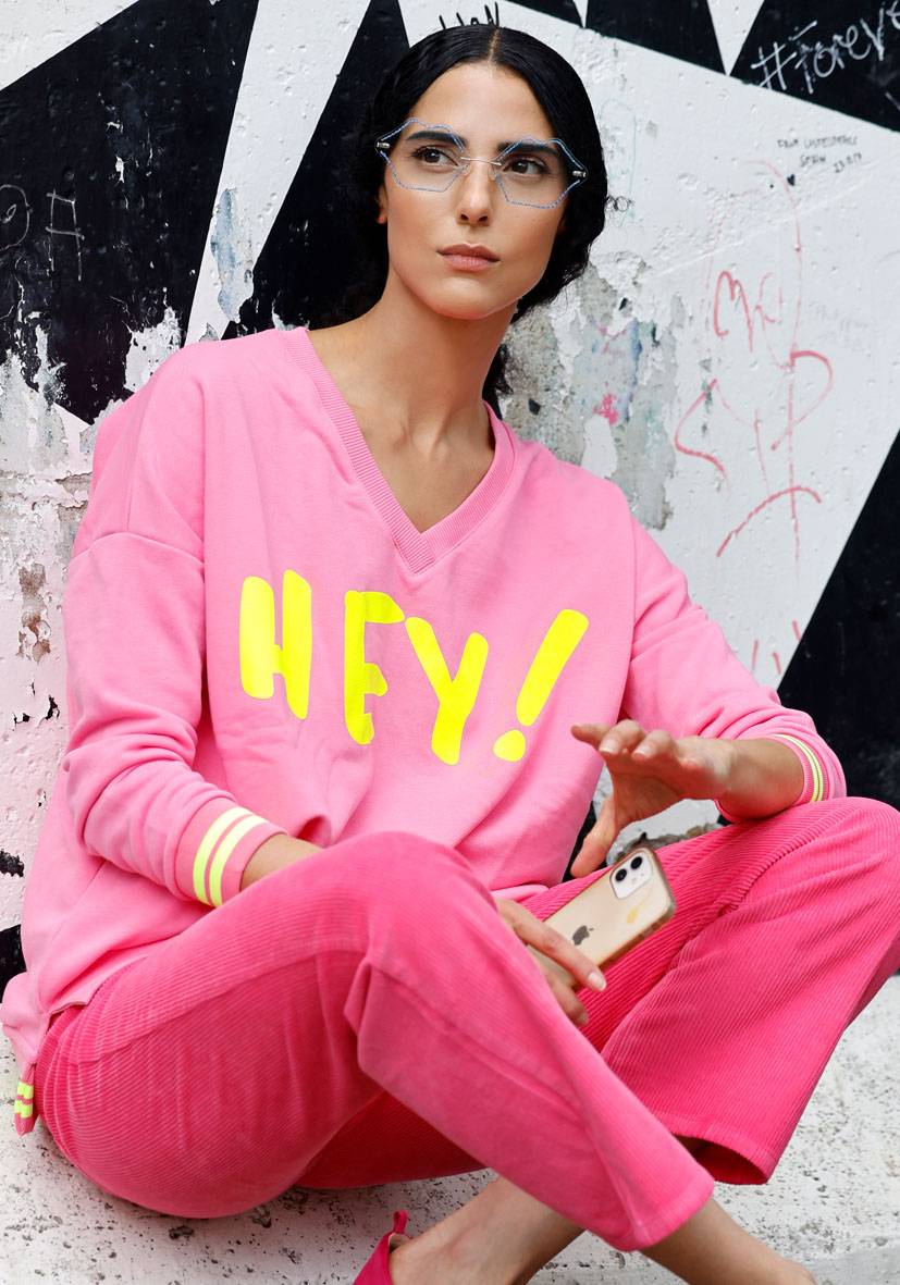 Miss Goodlife V-Neck Hey – pink/neonyelllow Im Verkauf