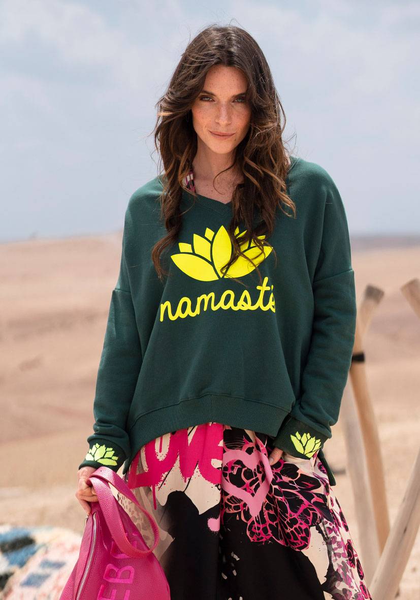Miss Goodlife V-Neck Namasté – green/neonyellow 50% Rabatt für begrenzte Zeit