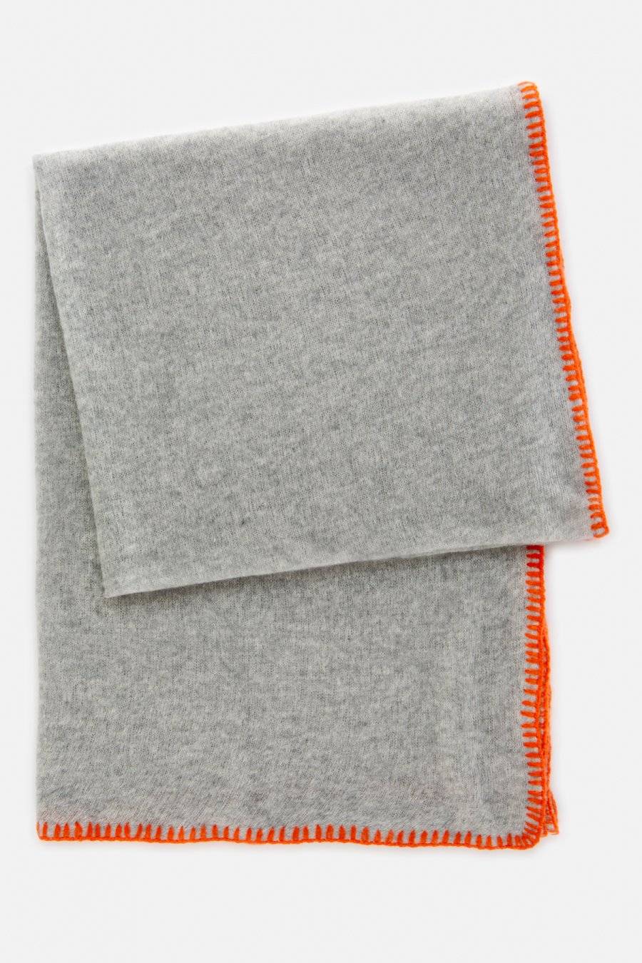 Mouleta Cashmere Schal | Colored Embroidery Border Zeitlich begrenztes Angebot