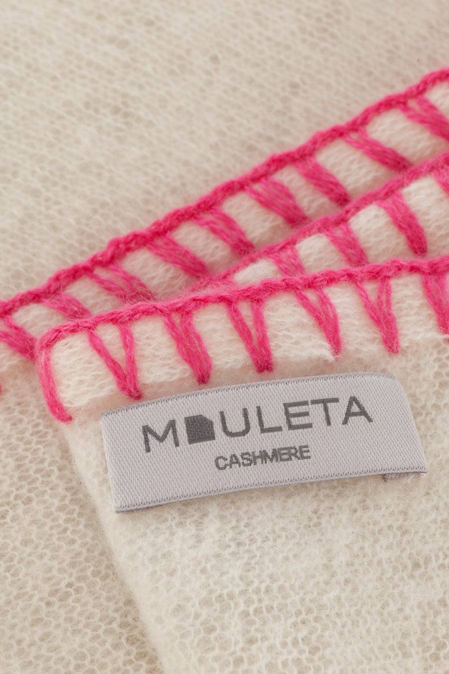 Mouleta Cashmere Schal | Colored Embroidery Border Saisonale Angebote