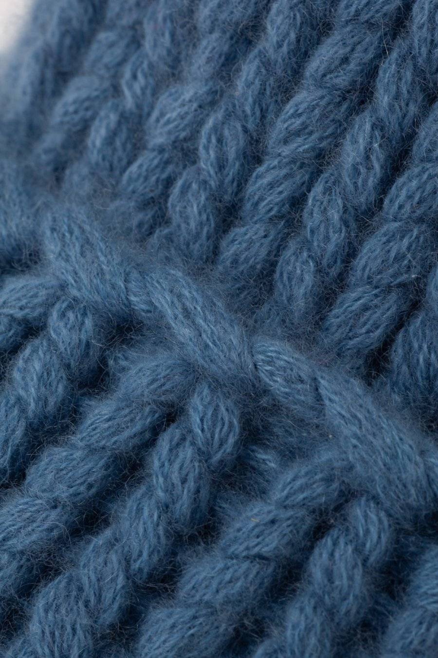 Mouleta Kaschmir Hand Knit Mütze im Angebot