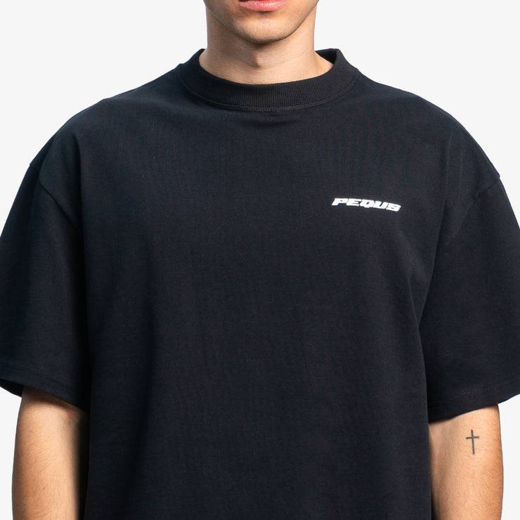 Pequs Plágia Chest Logo T-Shirt Begrenzt auf 3 Tage