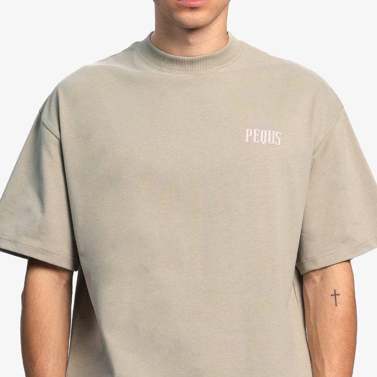 Pequs Chest Logo T-Shirt 50% Rabatt für begrenzte Zeit