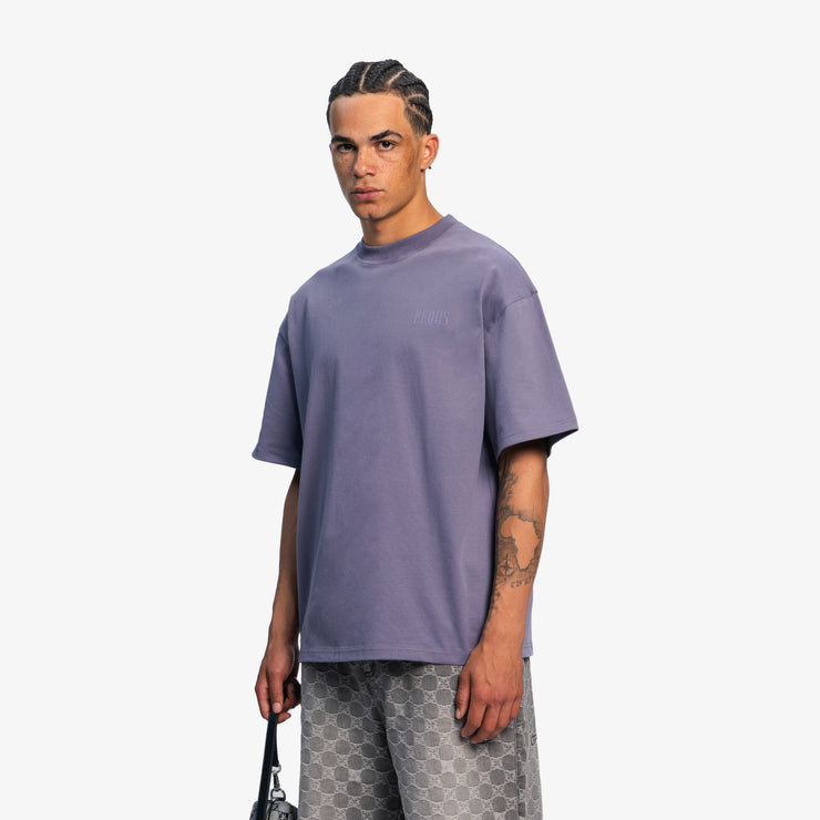Pequs Chest Logo T-Shirt im Angebot