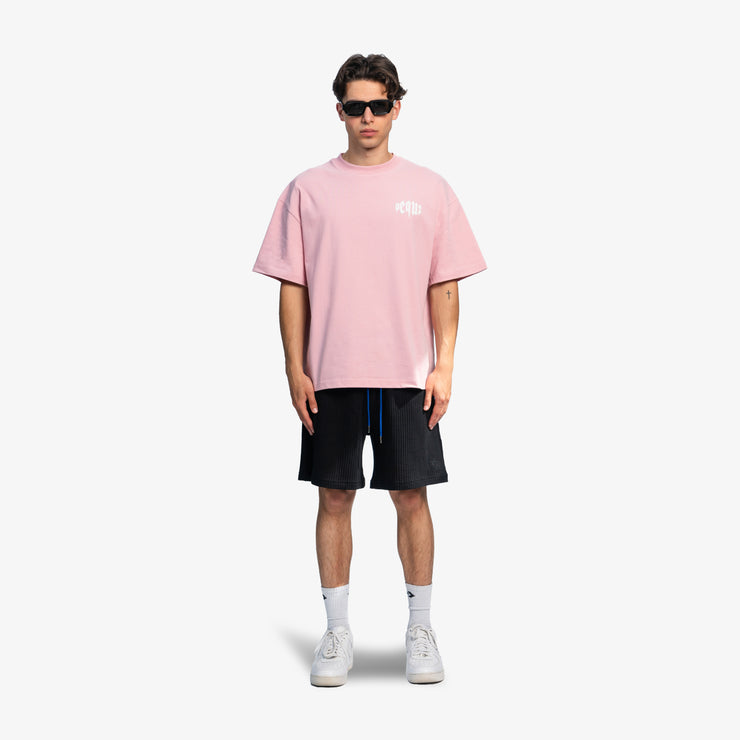 Pequs Mythic Chest Logo T-Shirt Begrenzte Freigabe