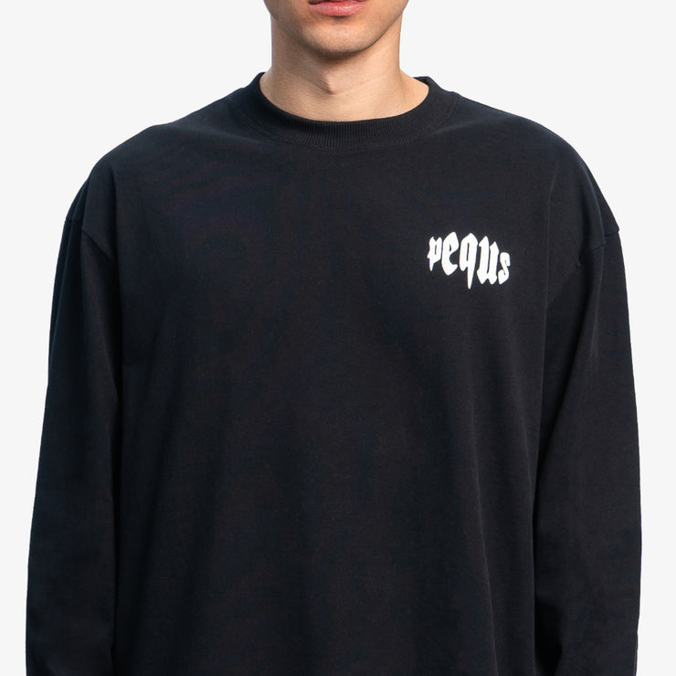 Pequs Mythic Chest Logo Longsleeve Vierteljährliche Förderung