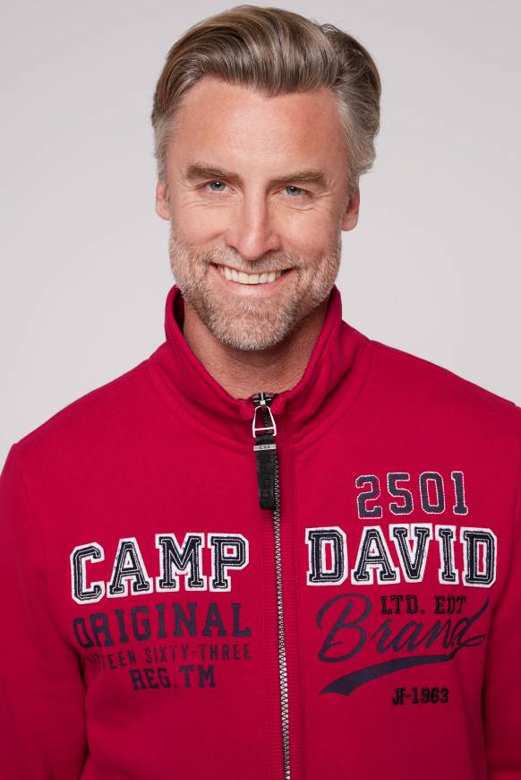 Soccx Sweatjacke mit Artwork im Retro-Style royal red Vierteljährliche Förderung
