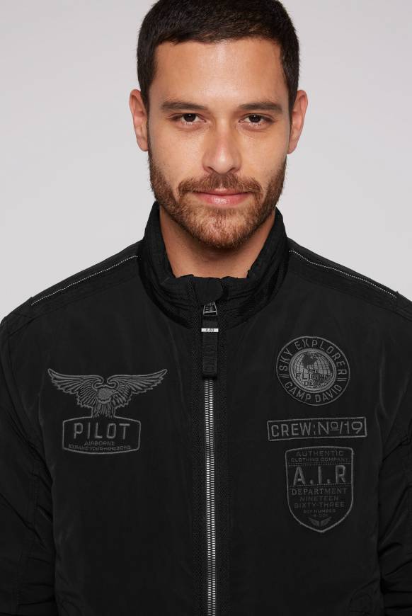 Soccx Wattierter Fliegerblouson mit Patches black Flash Sale