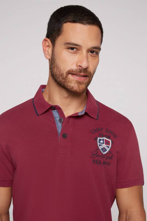Soccx Pikee-Polo mit Label Patches und Stickereien burgundy Vierteljährliche Förderung