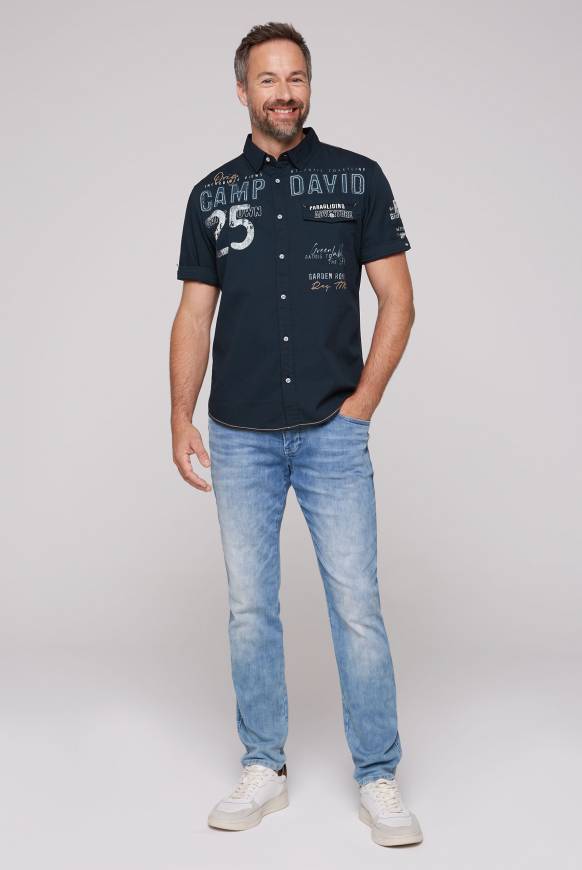 Soccx Kurzarmhemd mit Logo-Applikationen blue navy Preisnachlass