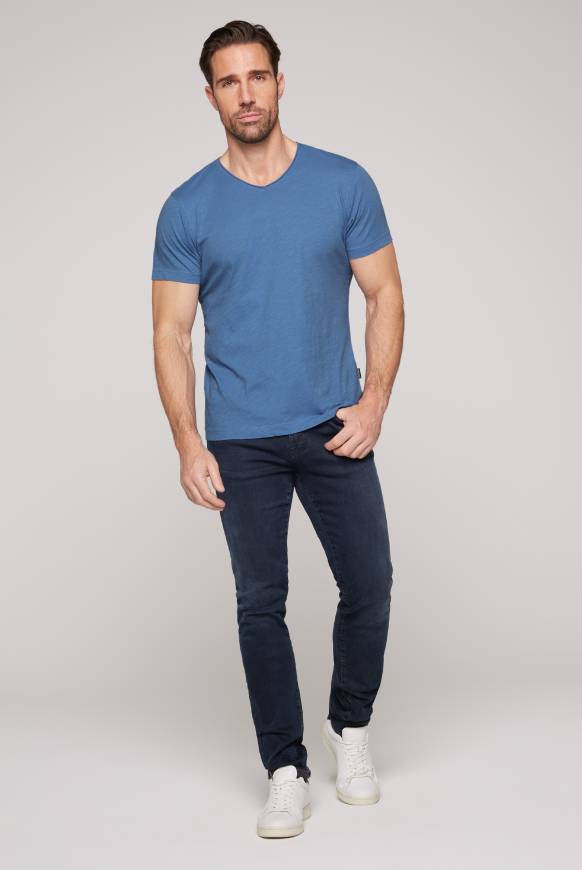 Soccx Basic T-Shirt V-Neck mit Used-Kante sky blue Online