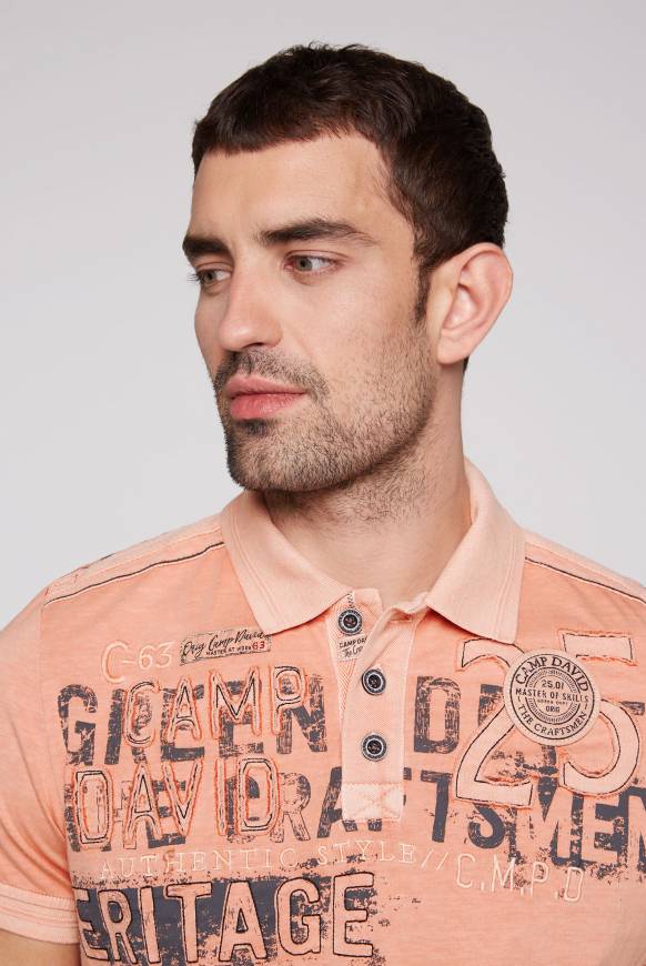Soccx Poloshirt mit Label-Applikationen old peach M Im Verkauf