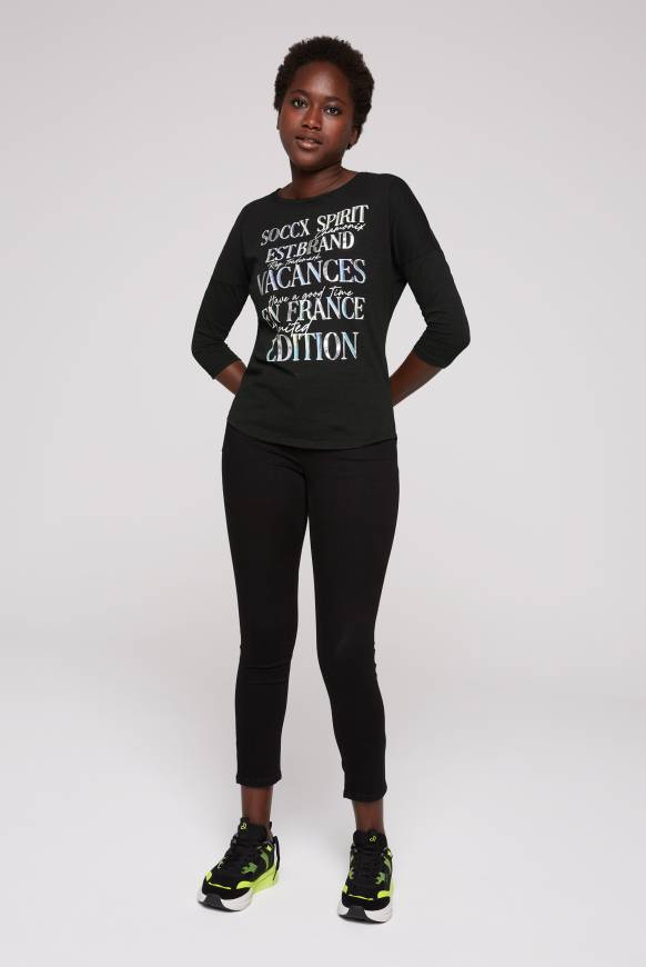 Soccx Shirt mit 3/4-Ärmeln und buntem Wording Print black Top Angebot
