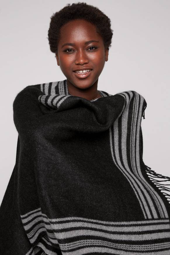 Soccx Poncho mit Streifen-Design und Fransen black / grey Fabrikverkauf