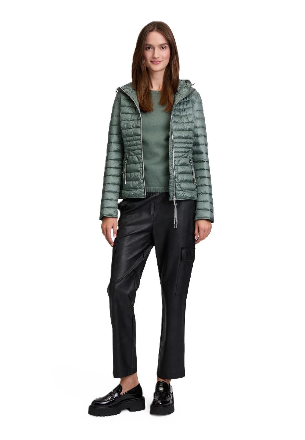 CARTOON Steppjacke Kapuze für Damen Verkauf