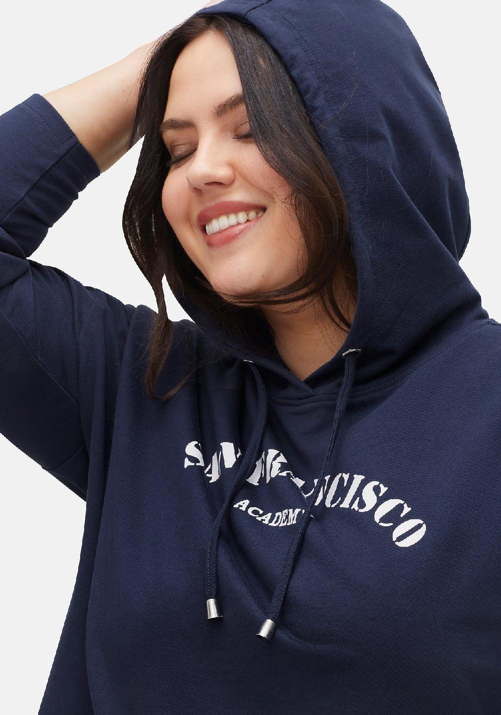 sheego Kapuzensweatshirt mit Frontdruck in A-Linie im Angebot