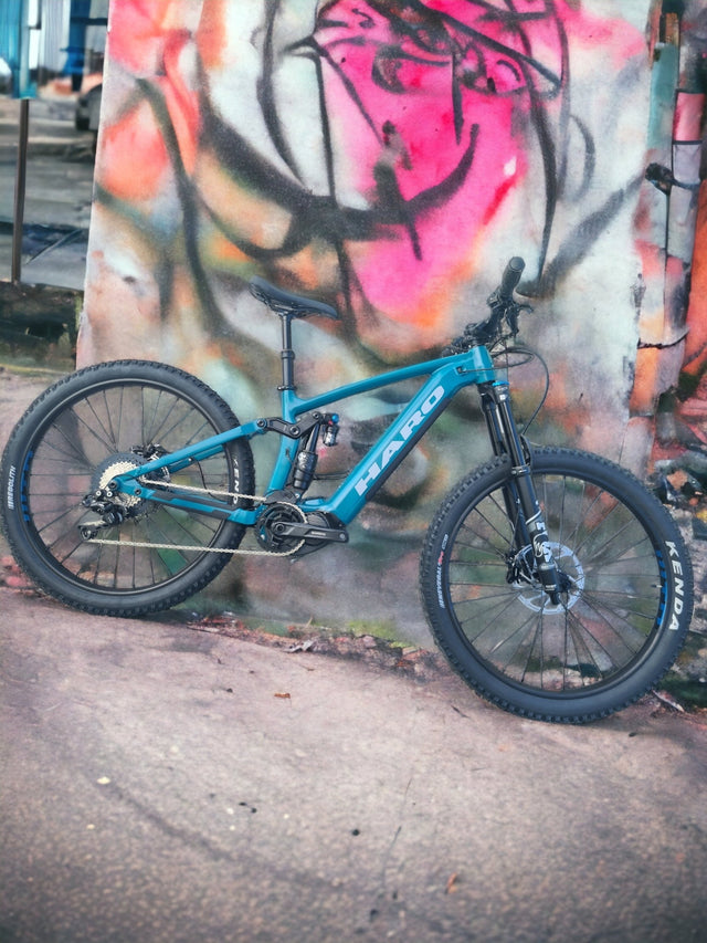 Haro Bikes Haro Bikes Shift I/O 9 Limited Edition Crystal Blue &vert; fahrrad.de