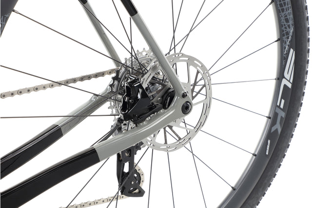 Haro Bikes Haro Bikes Buzzard Carbon 1 - Gloss Jet Black Grey / Copper &vert; fahrrad.de Begrenzte Freigabe
