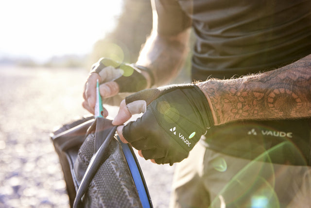 VAUDE VAUDE Active Handschuhe Herren schwarz/grau &vert; fahrrad.de Bis zu 60% Rabatt