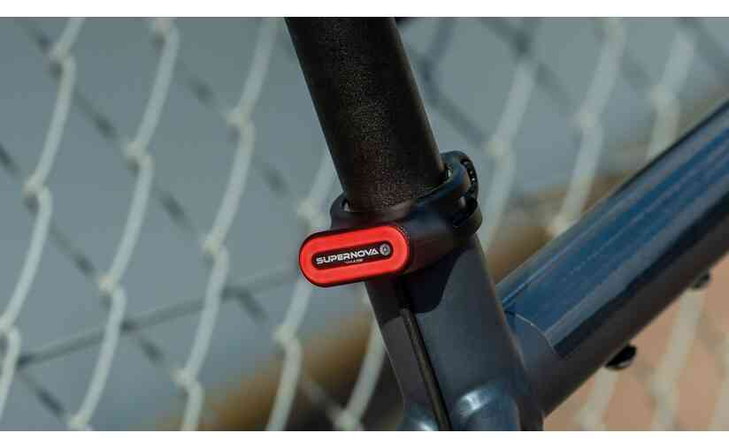 Supernova TL3 Mini Seatpost Clamp Sattelklemmen Rücklicht - 12V Großer Ausverkauf